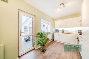 Photo 19- click for photo gallery